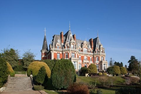 Two hundred trees planted to take Chateau Impney Hotel back to its roots